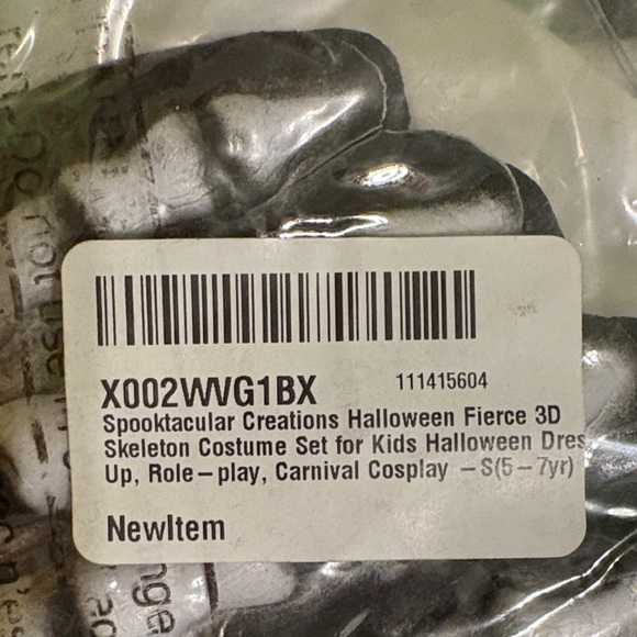 NWT Spooktacular Creations Fierce 3D Skeleton Halloween Costume Kids Sz (5-7 yr) - Picture 9 of 10